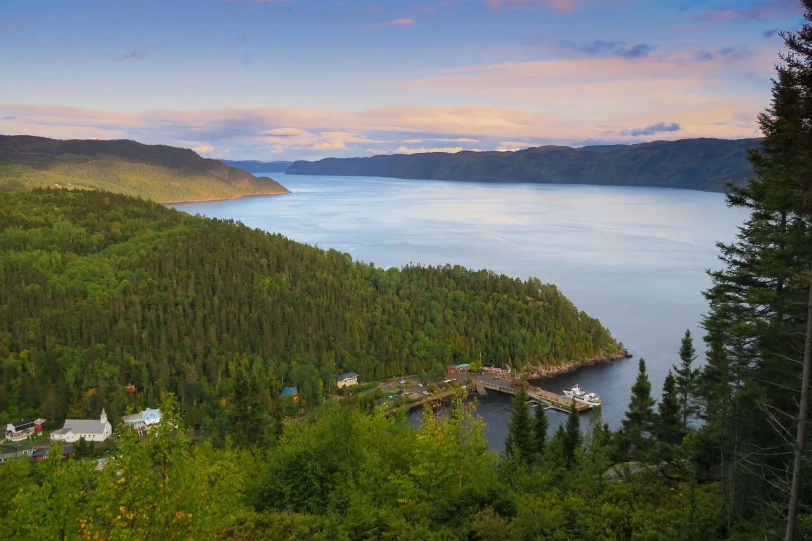 Montréal - Sainte-Rose-du-Nord - immagine 1 di 2