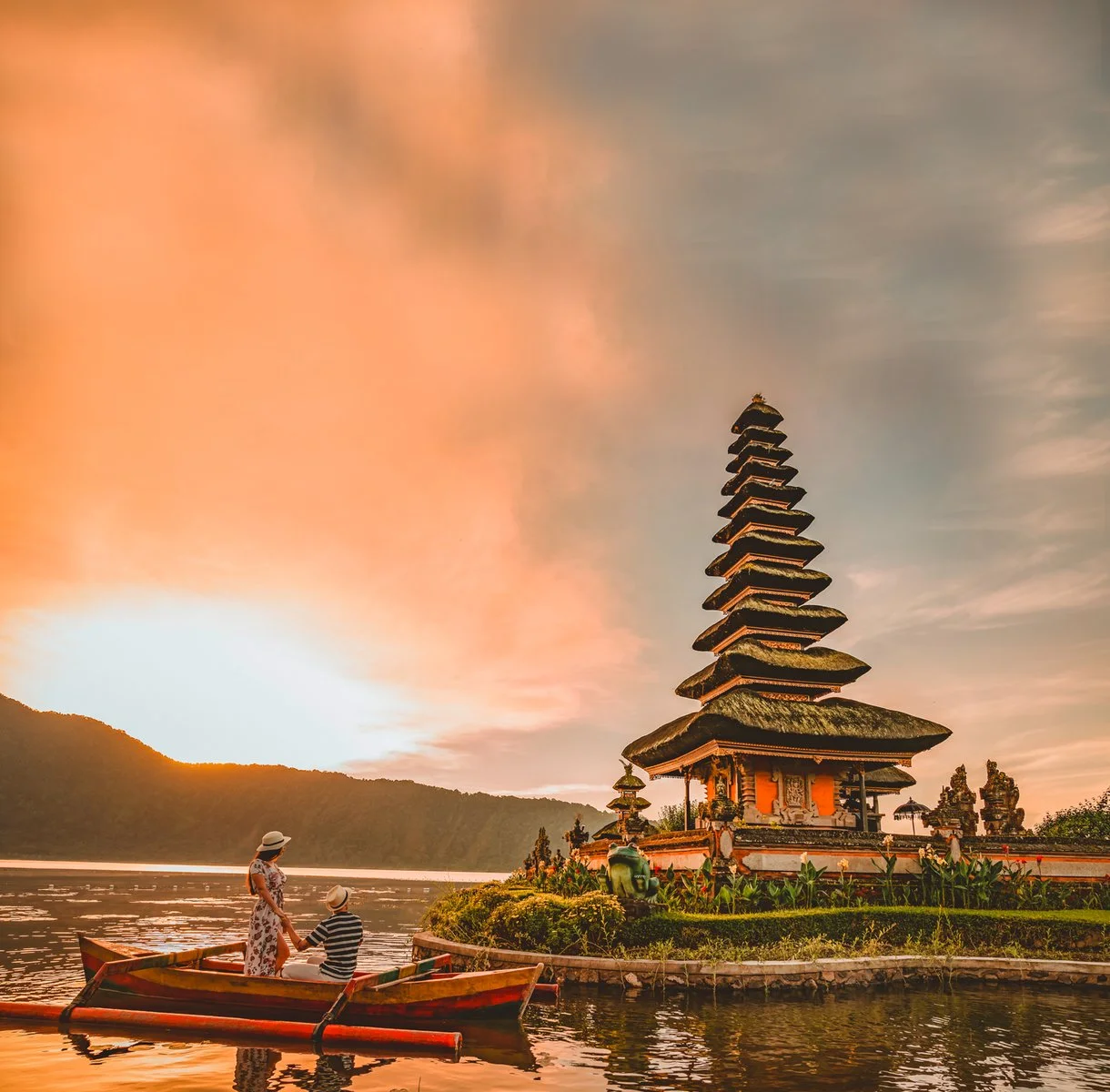 Ubud - Jatiluwih - Candikuning - Ulun Danu - Tanah Lot - Ubud