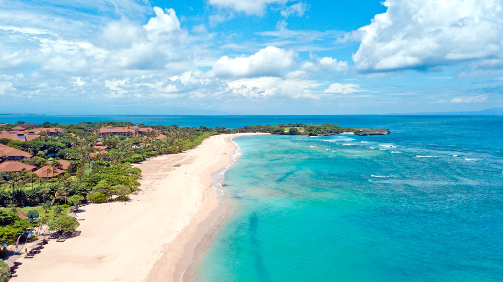 L'Isola Degli Dei E Singapore - Mengiat Beach