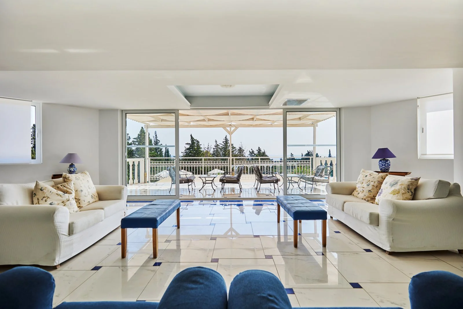 Alpiselect Belvedere Gerakas Luxury Suites 