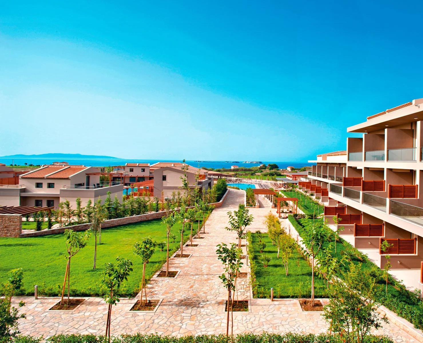 Alpiselect Apollonion Asterias Resort & Spa 