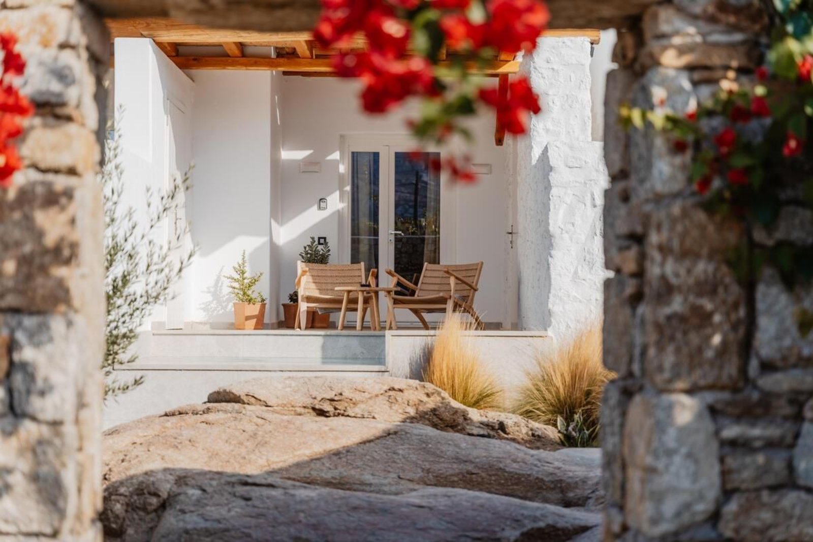 Oliving Mykonos Luxury Suites 