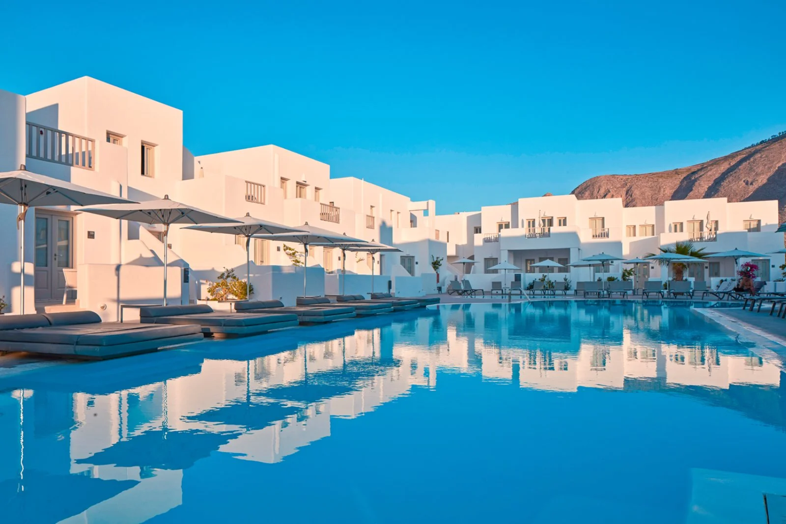 Aqua Blue Hotel Aqua Blue Hotel