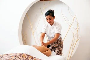 CINNAMON VELIFUSHI – Maldive