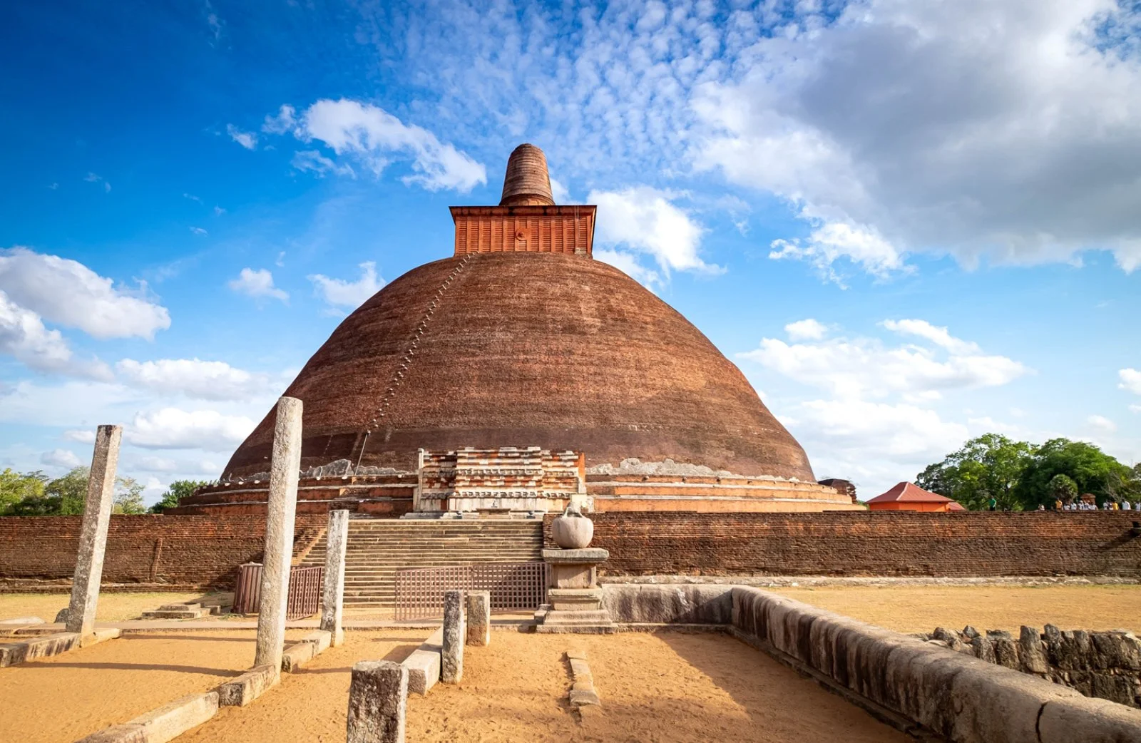 Tour Essenza Dello Sri Lanka - Anuradhapura Tour Essenza Dello Sri Lanka - Anuradhapura