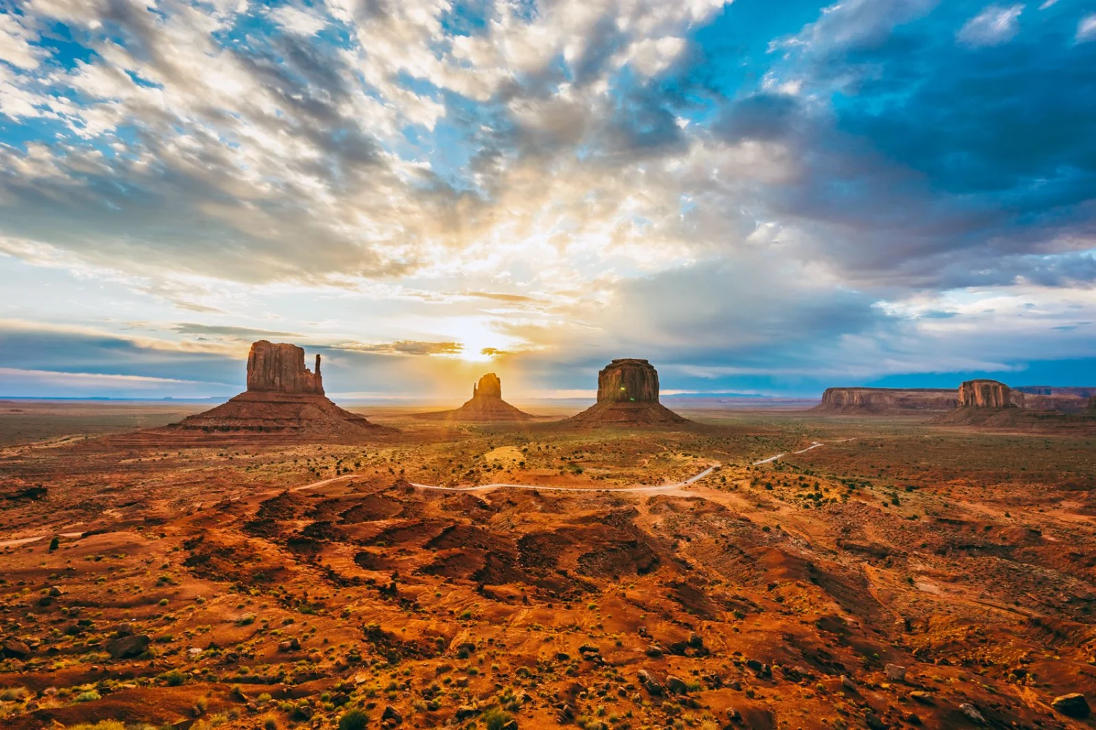 Voyager Southwest - Monument Valley