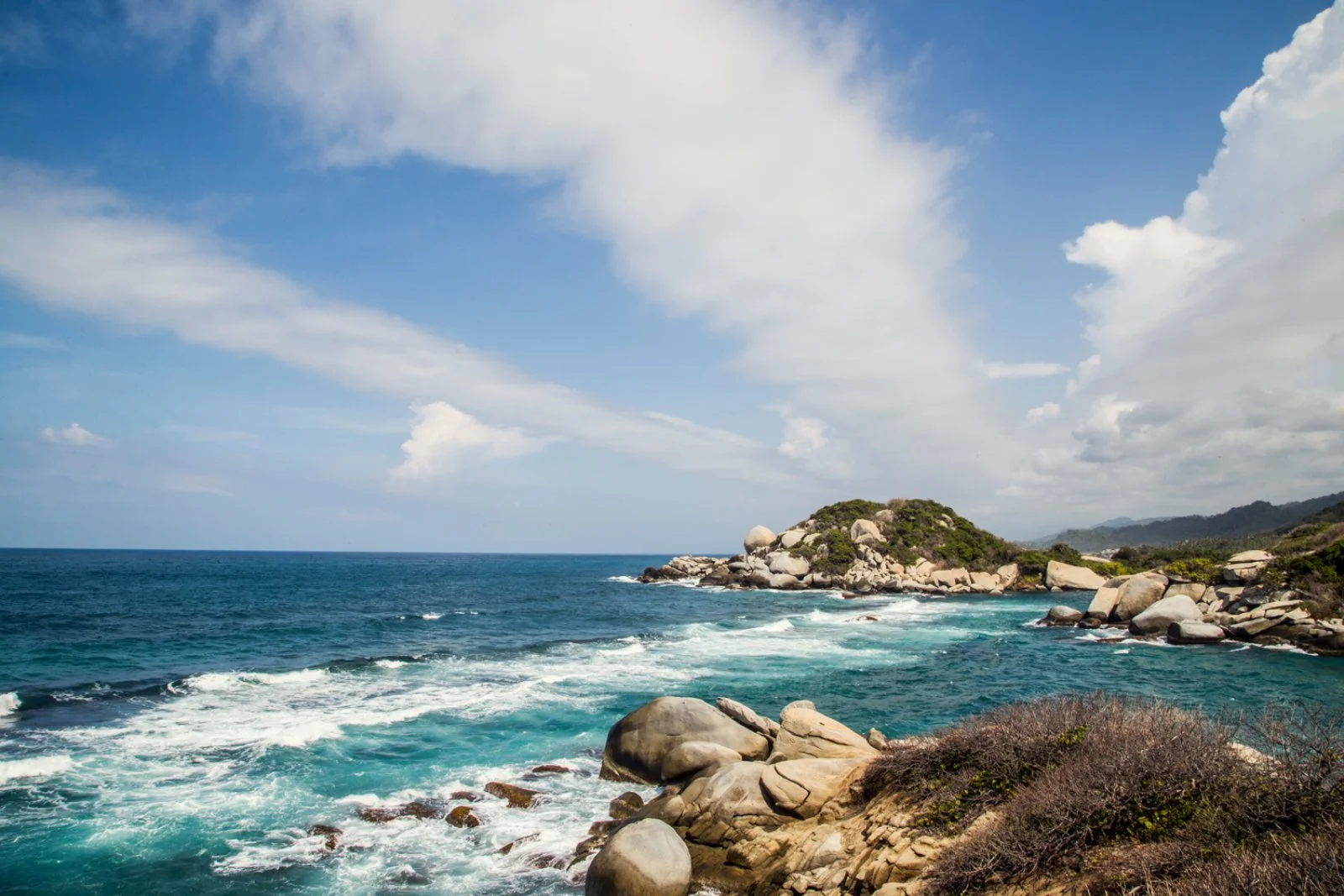 SANTA MARTA/PARQUE TAYRONA/PLAYA CRISTAL/PLAYA BLANCA/SANTA MARTA (65 km)