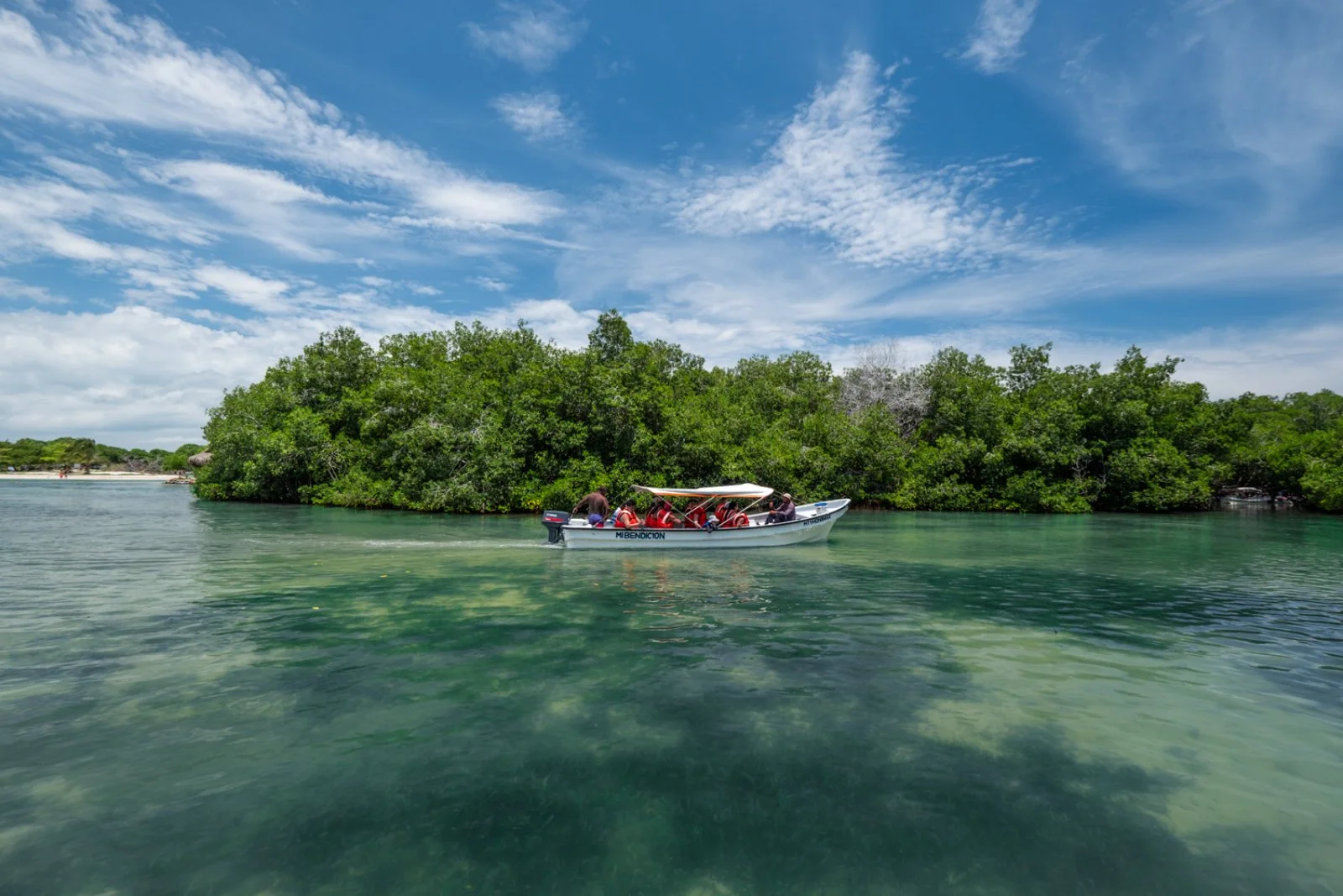 BARÙ/ISLAS DEL ROSARIO/BARÙ (20 km)