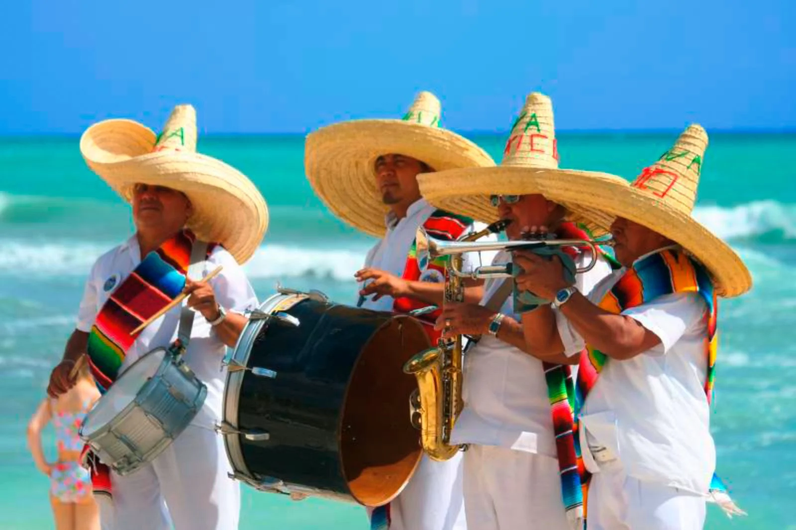 CANCUN/PARQUE TANKAH/TULUM/MAHAHUAL (350 KM)