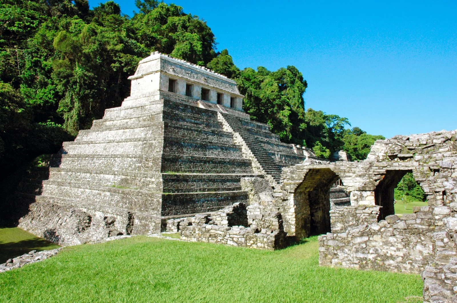 CHETUMAL/CALAKMUL/PALENQUE (605 KM)