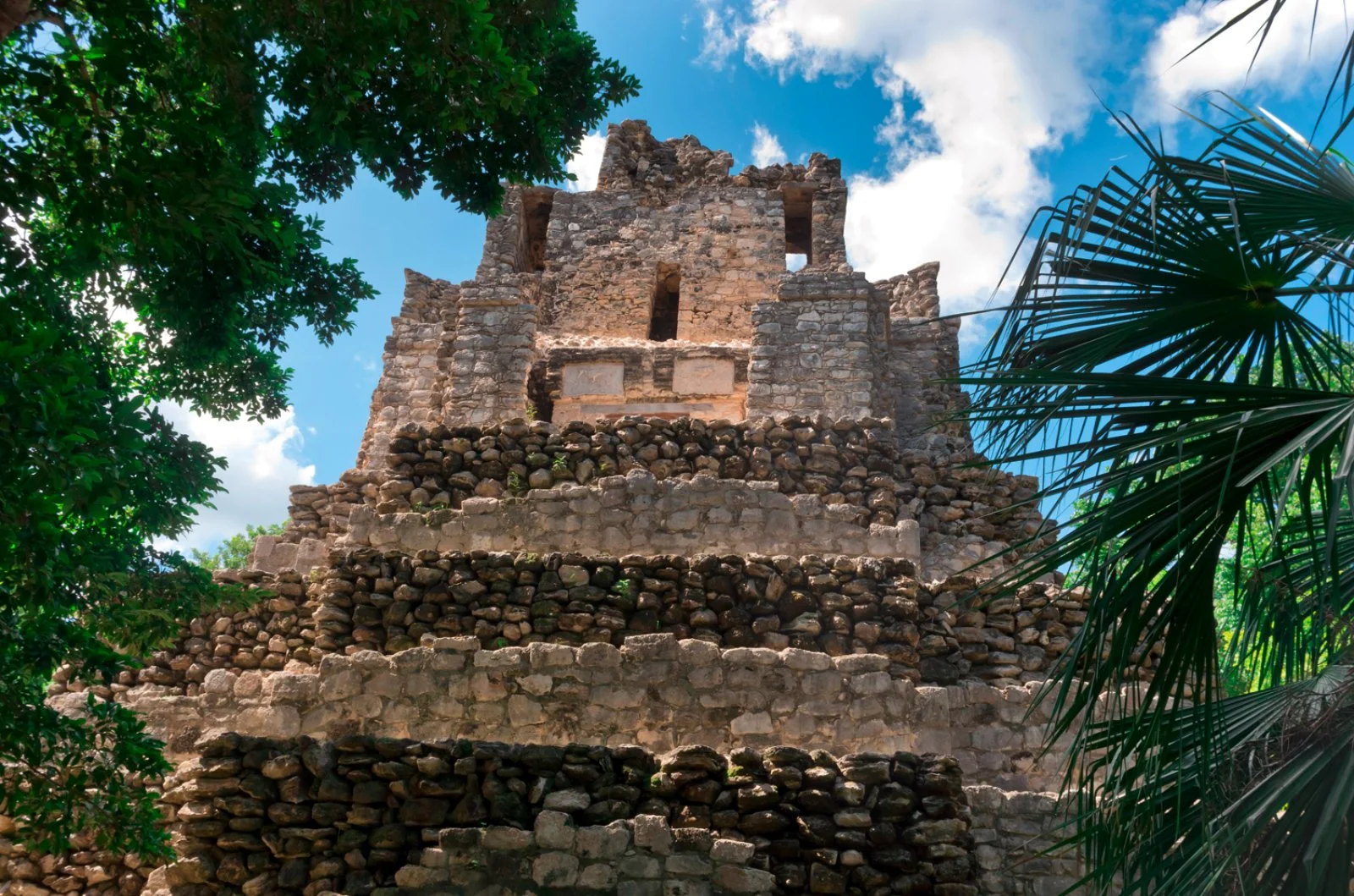 Valladolid - Chichen Itza - Cenote Dzitnup - Riviera Maya
