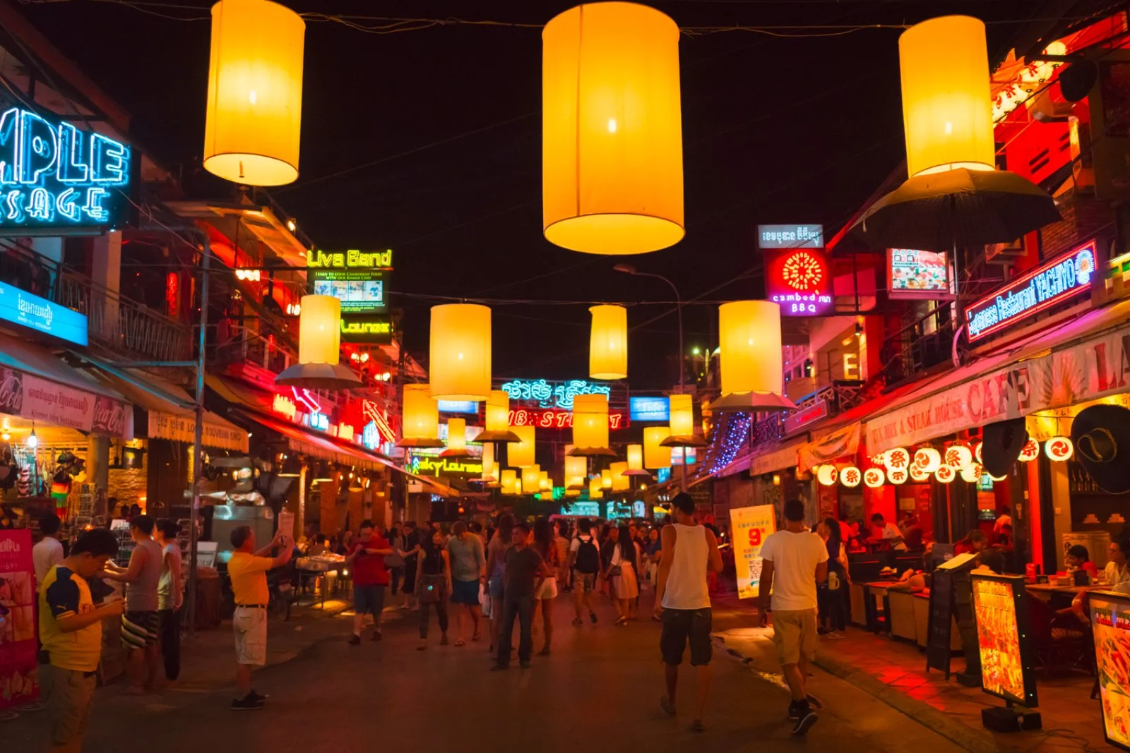 Phnom Penh E Siem Reap 