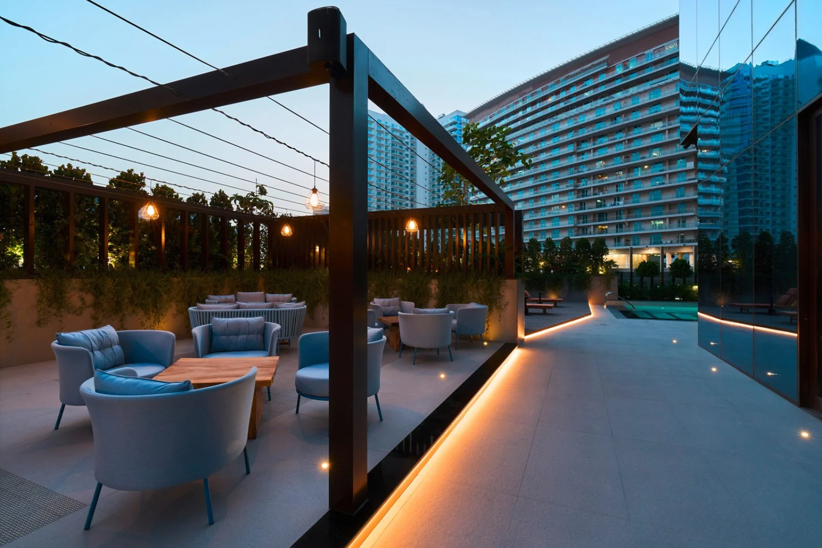 Revier Hotel Dubai 