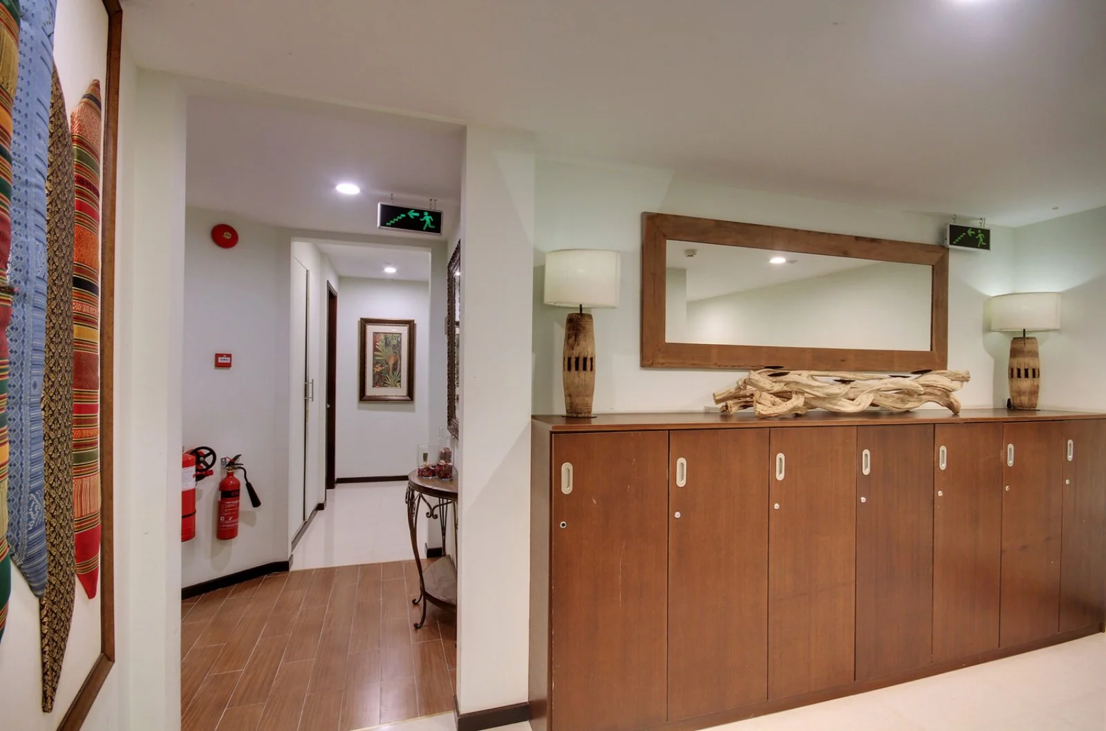 Somerset Hotel 