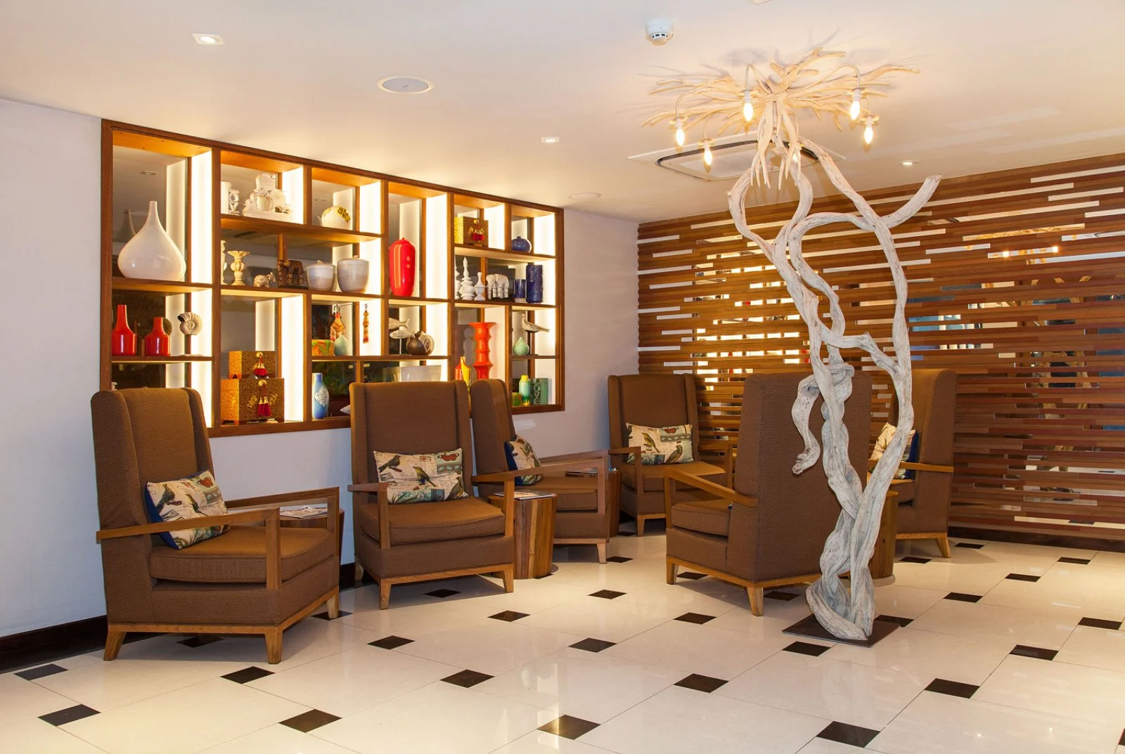 Somerset Hotel 