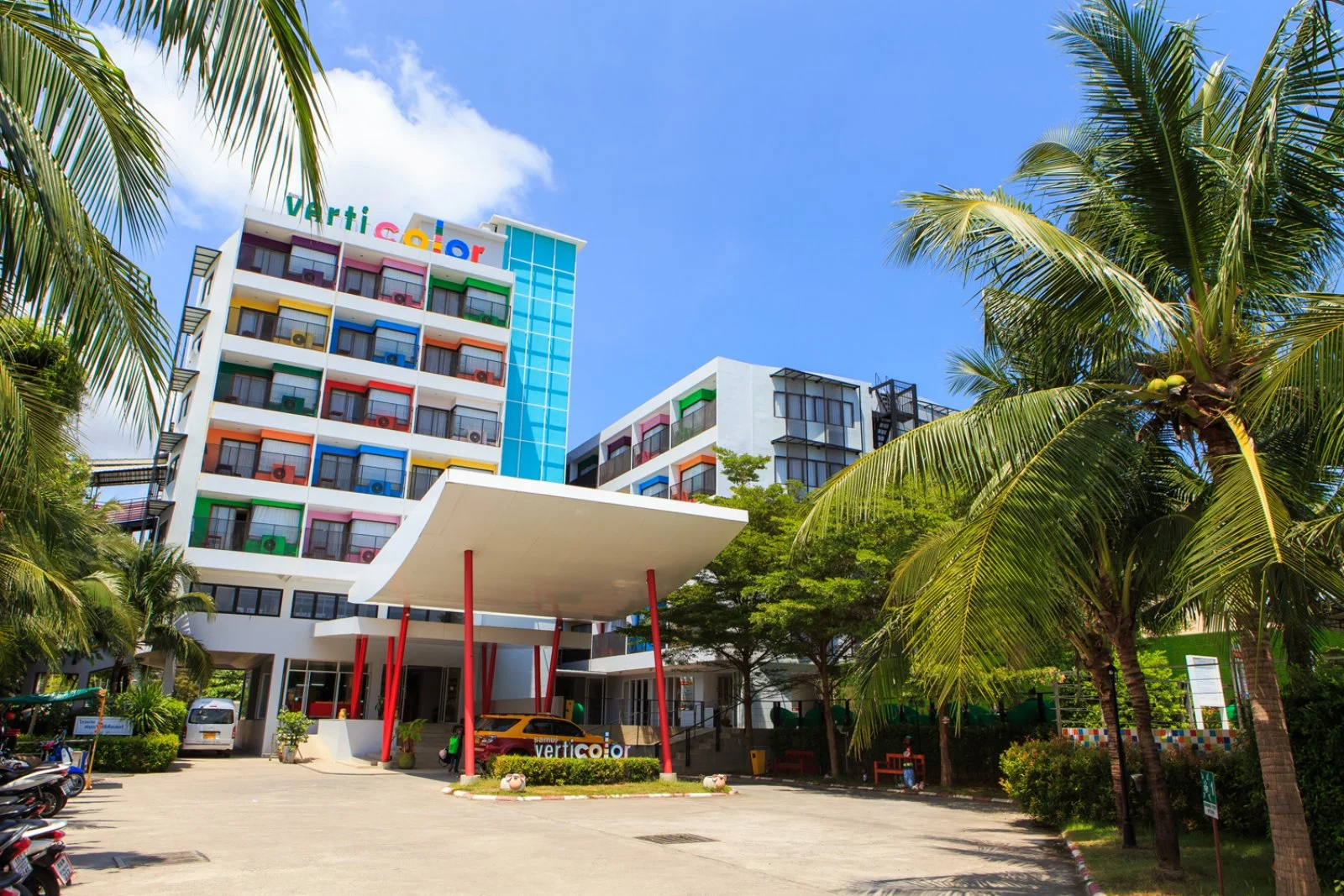 Samui Verticolor Hotel 