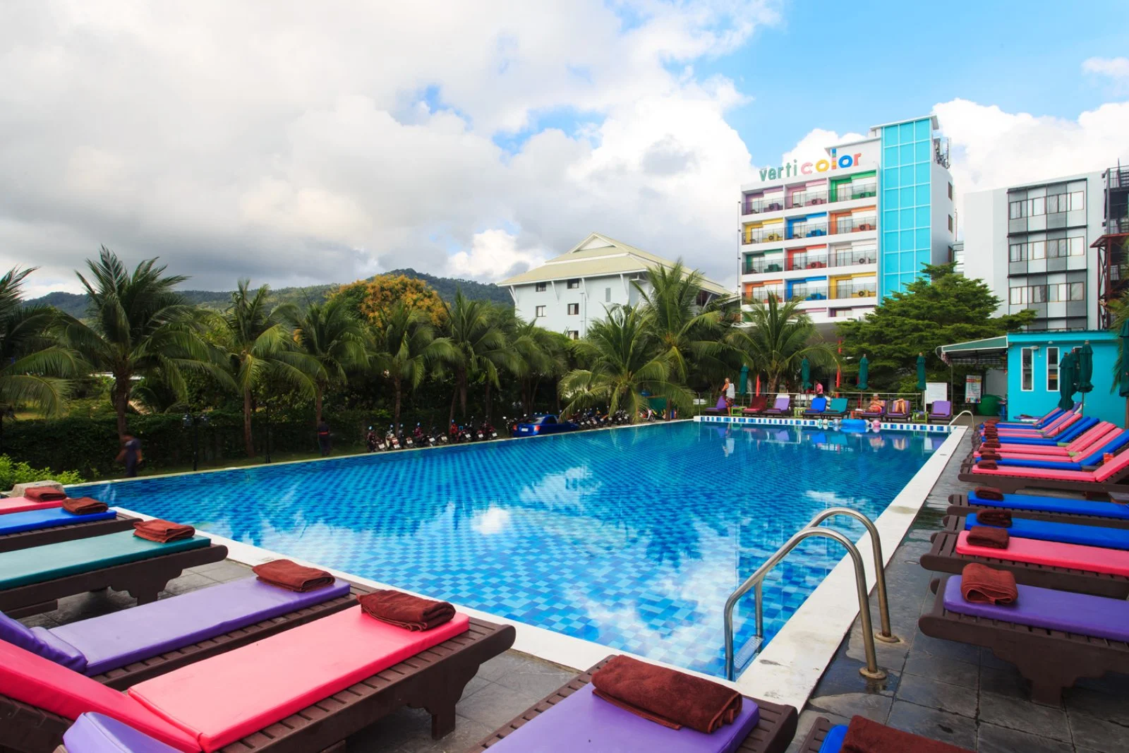 Samui Verticolor Hotel 