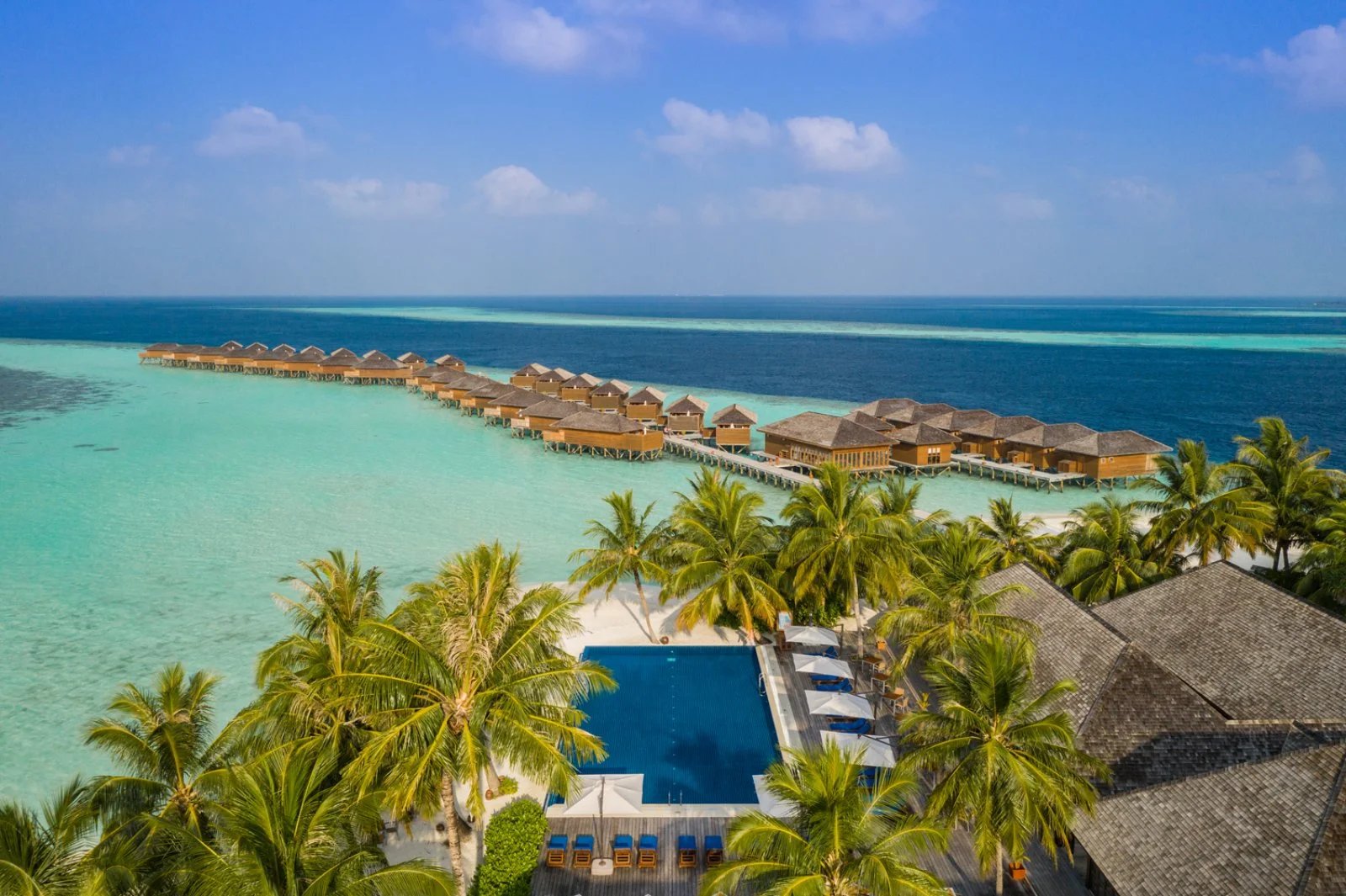 Vilamendhoo Island Resort 