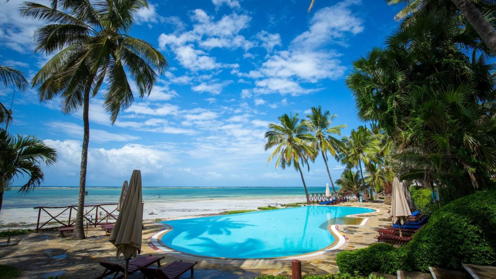 Voyager Beach Resort Voyager Beach Resort