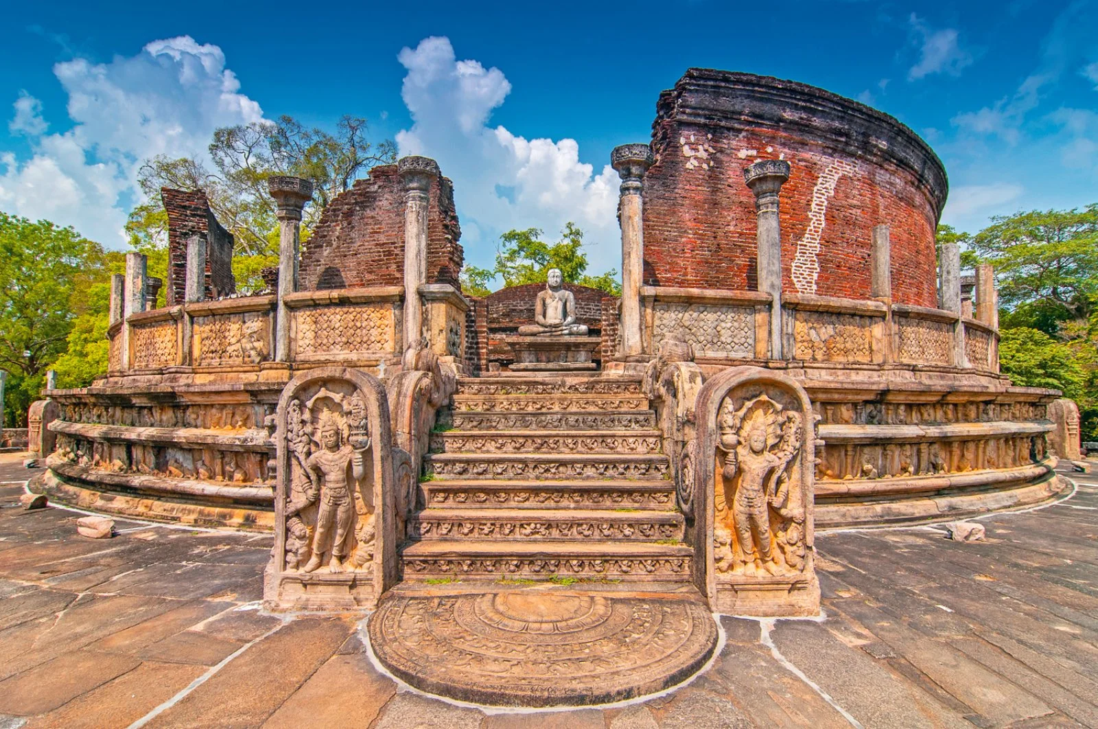 Dambulla - Sigiriya - Polonnaruwa - Dambulla
