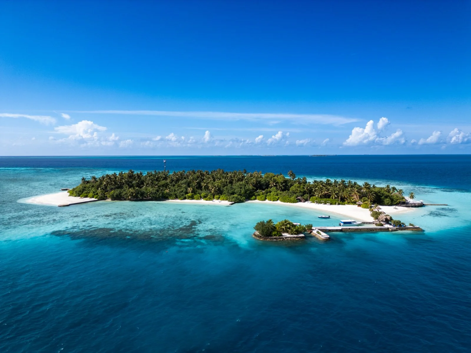 Makunudu Island Resort 