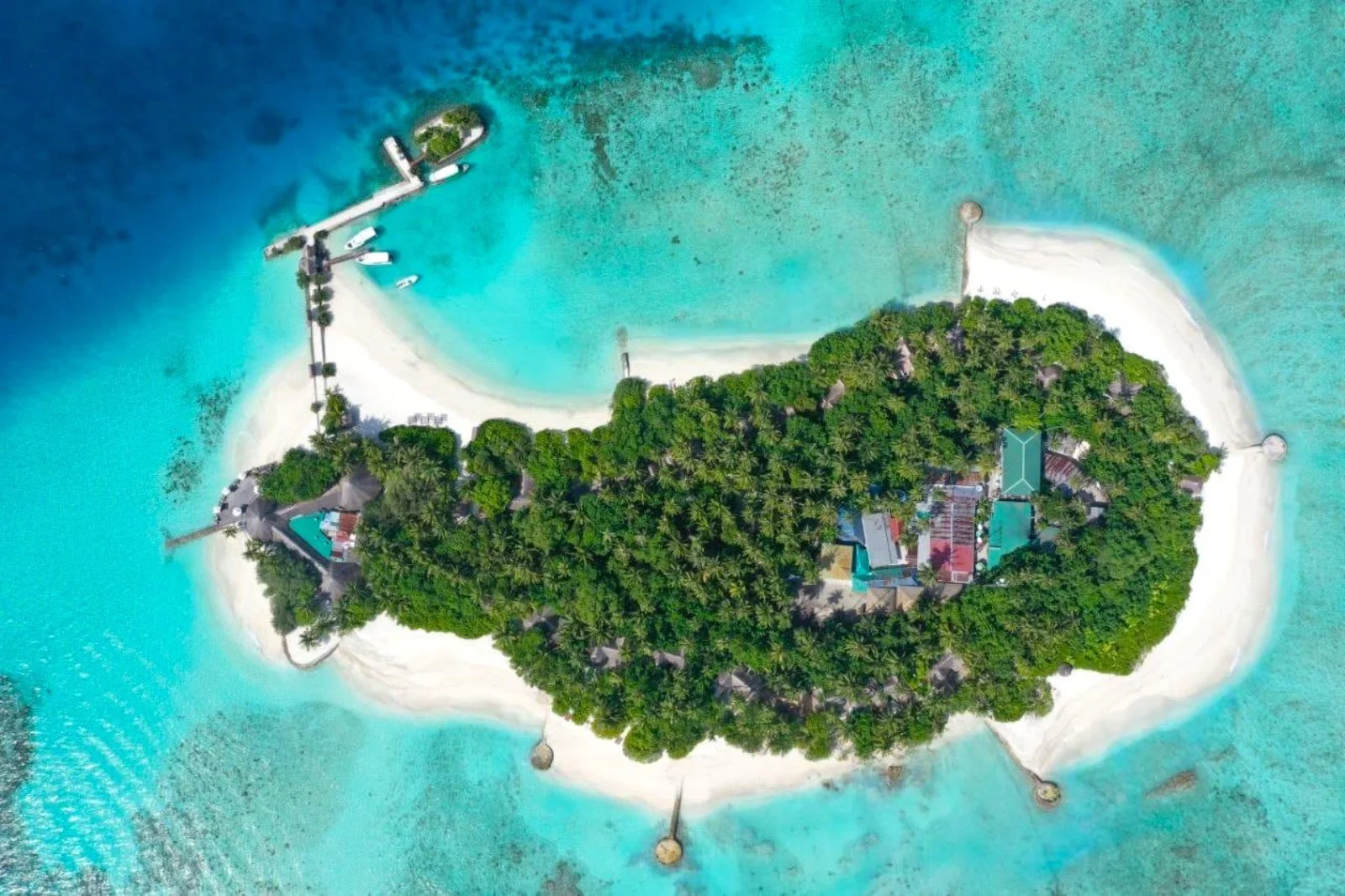 Makunudu Island Resort 