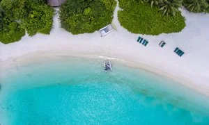 MAKUNUDU ISLAND RESORT – Maldive