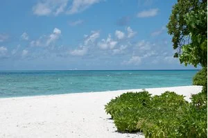 MAKUNUDU ISLAND RESORT – Maldive
