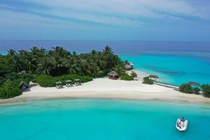 MAKUNUDU ISLAND RESORT – Maldive