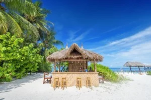 MAKUNUDU ISLAND RESORT – Maldive