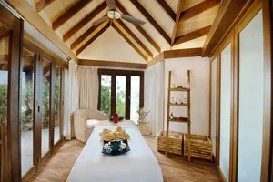 MAKUNUDU ISLAND RESORT – Maldive