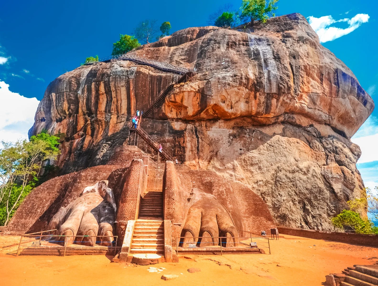 Habarana - Sigiriya - Katunayake (Negombo)