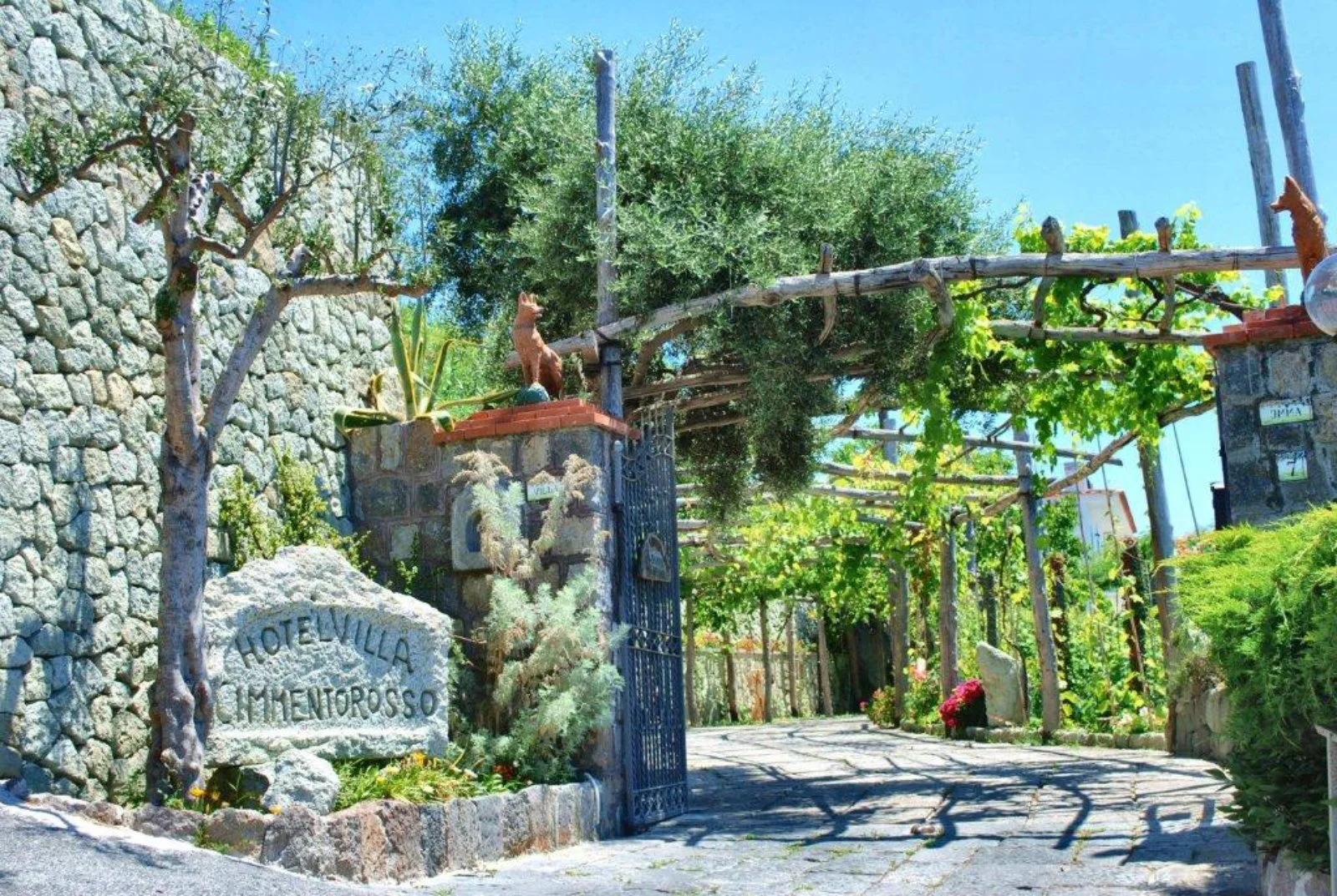 Villa Cimmentorosso Hotel 