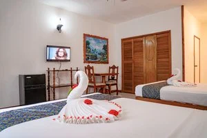 MERRILS BEACH RESORT – Negril