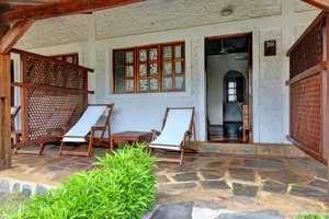 LE JARDIN CORAIL NOIR HOTEL – Ambaro