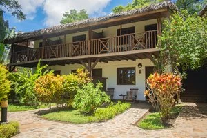 LE JARDIN CORAIL NOIR HOTEL – Ambaro