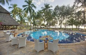 BLUEBAY BEACH RESORT & SPA – Kiwengwa
