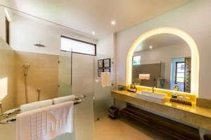 BLUEBAY BEACH RESORT & SPA – Kiwengwa