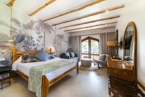 BLUEBAY BEACH RESORT & SPA – Kiwengwa
