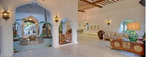 BLUEBAY BEACH RESORT & SPA – Kiwengwa