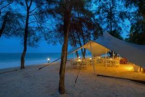BLUEBAY BEACH RESORT & SPA – Kiwengwa