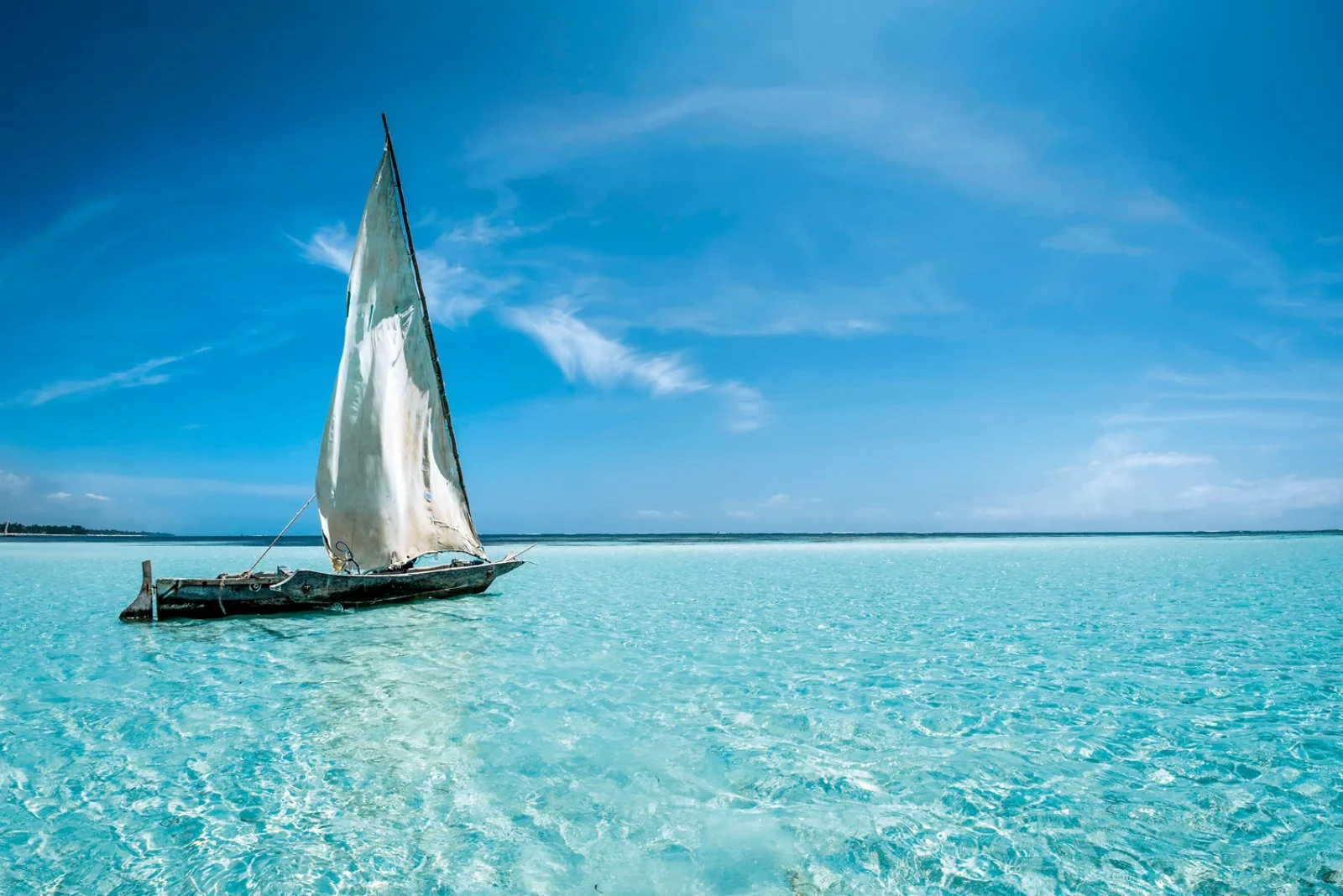 4° giorno: Parco Tsavo Est – Watamu (85 km)/Diani (138 km)