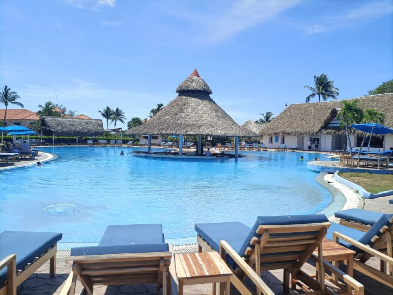 Roc Arenas Doradas Beach Resort 