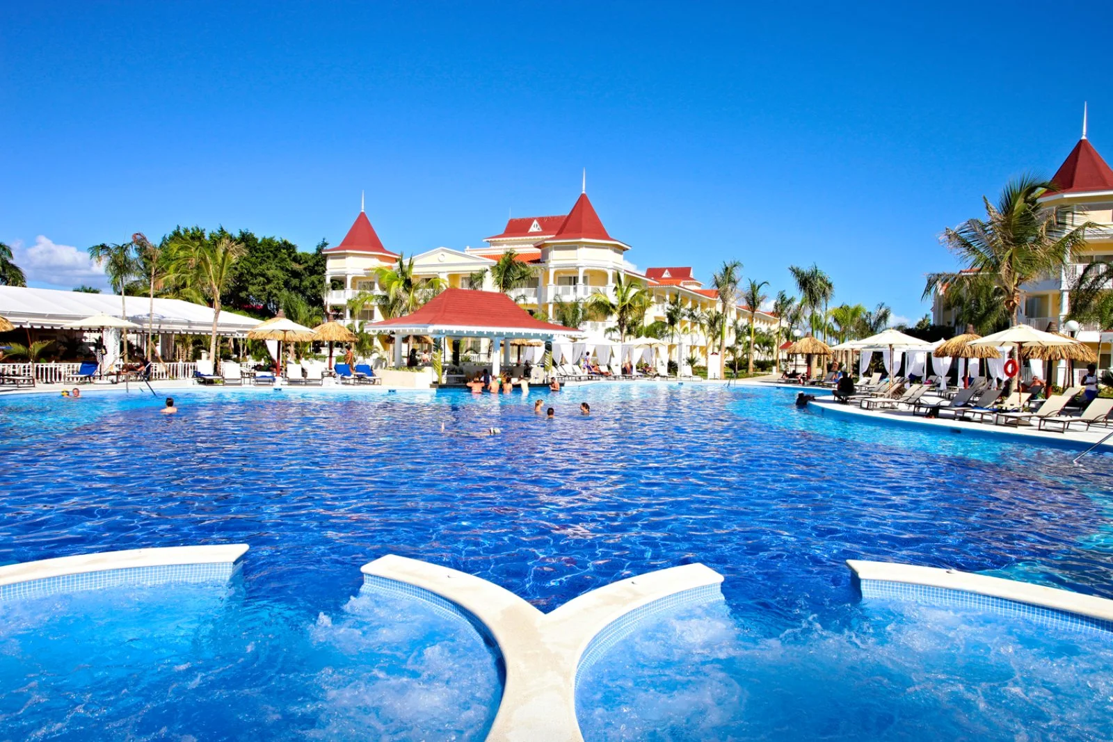 Bahia Principe Luxury Bouganville Beach Resort 