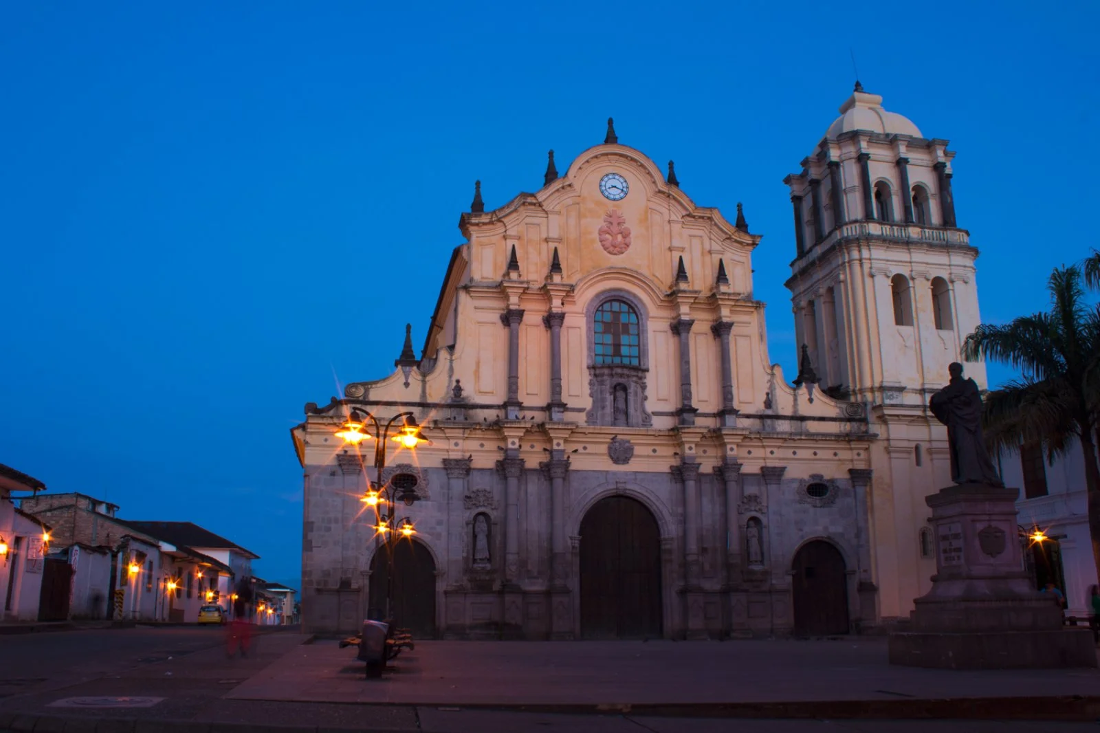 Bogotà - Neiva - San Agustin