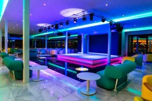 Fun bar
