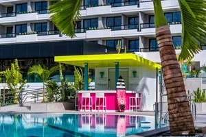 Pink bar