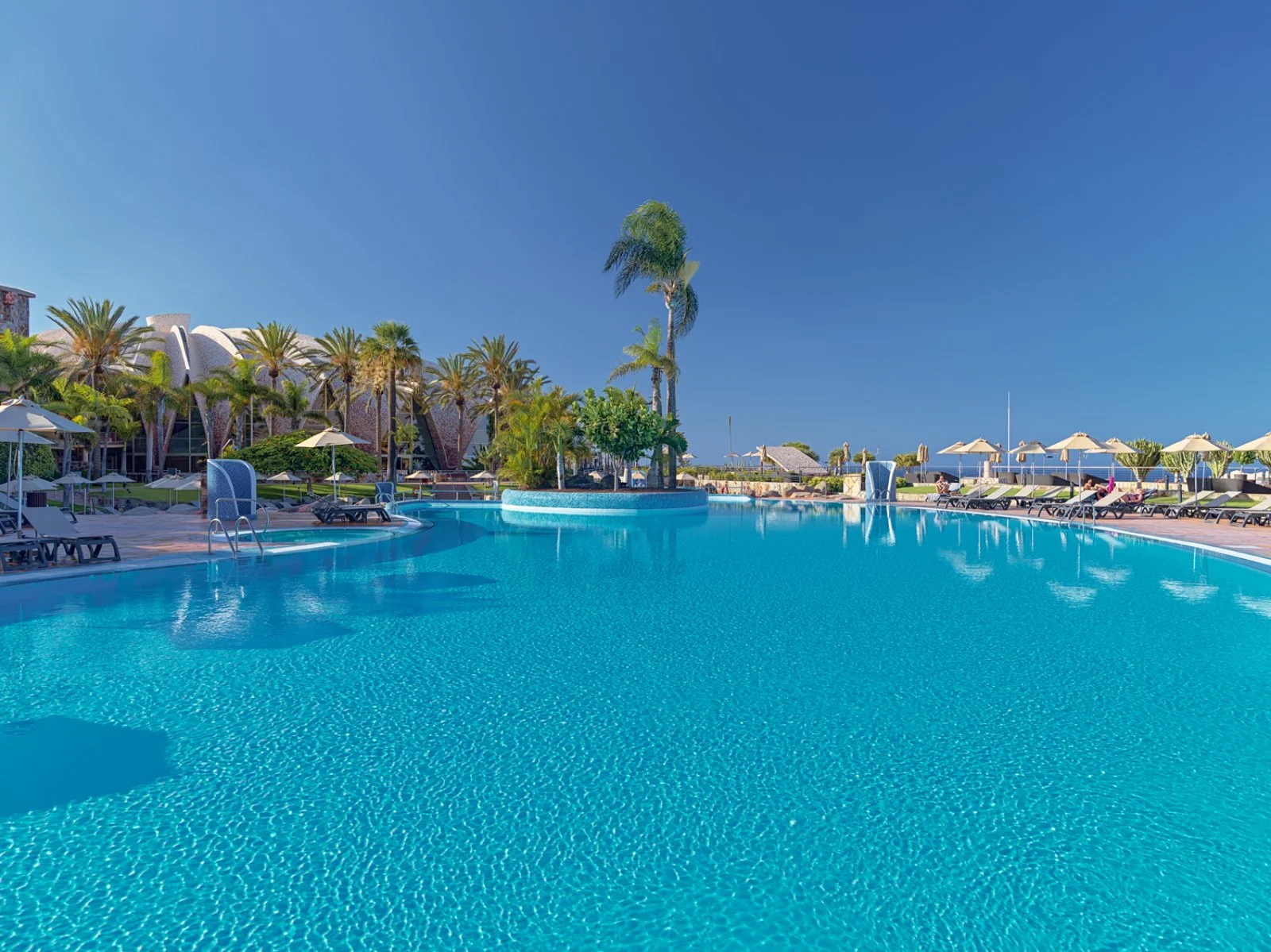 Alpiselect H10 Playa Meloneras Horizons Collection - Area Piscina