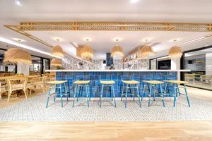 Snack bar