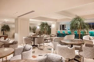 Lobby bar